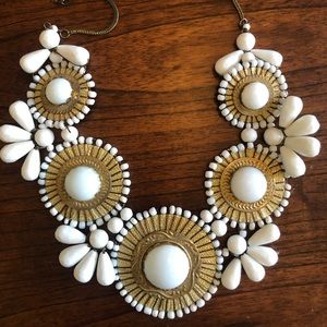 Costume statement necklace